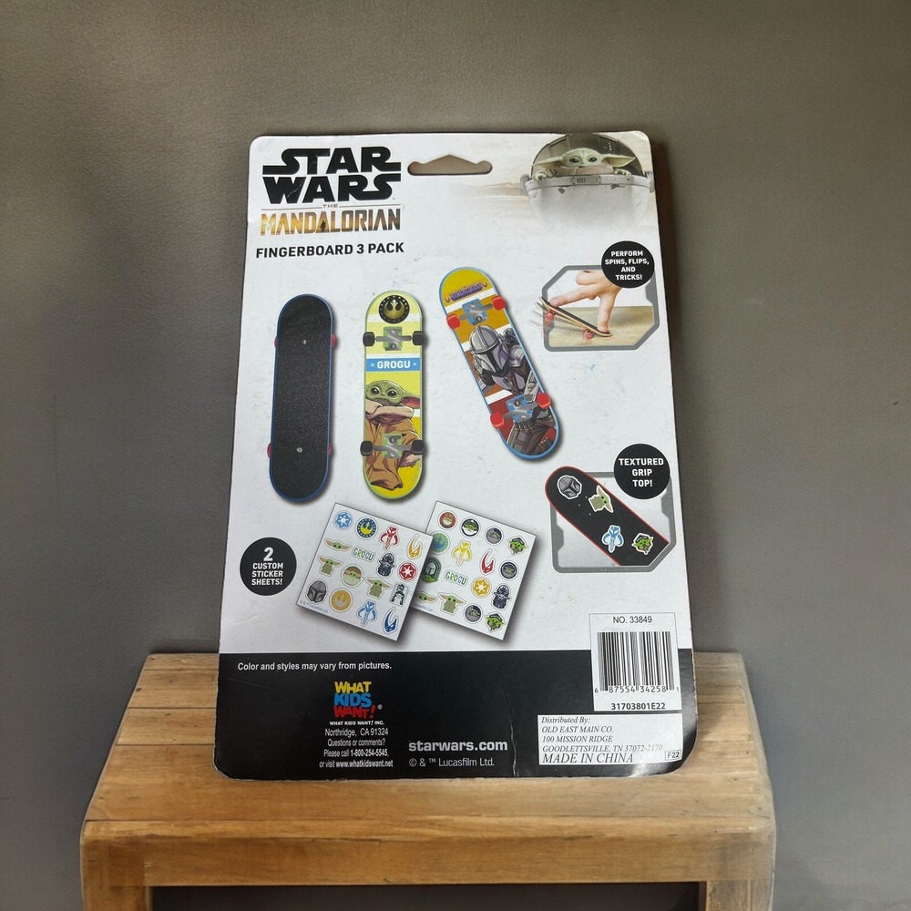 Star Wars The Mandalorian Fingerboard 3 Pack Includes 3 Boards & 2 Sticker Sheet - Picture 2 of 4